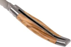 Laguiole En Aubrac Navaja 7 Cm De Madera De Olivo, L0207OLI-SSB1 15 Laguiole En Aubrac Navaja 7 Cm De Madera De Olivo, L0207OLI-SSB1 -Luz de Acero AUL0207OLI SSB1 05 laguiole en aubrac aul0207oli ssb1 05